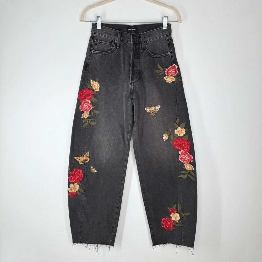 Driftwood Parker Barrel Jeans Faded Black Embroidered Floral Bee Butterfly 24 - Picture 2 of 16